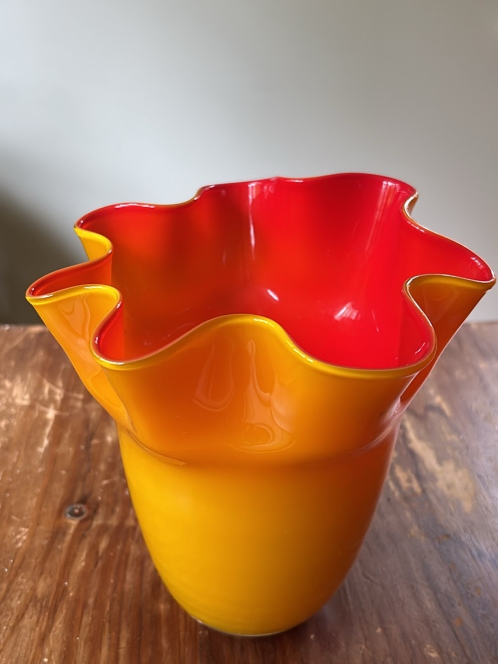 MCM Hand-Blown Orange and Red Ruffle Glass Vase - vintage